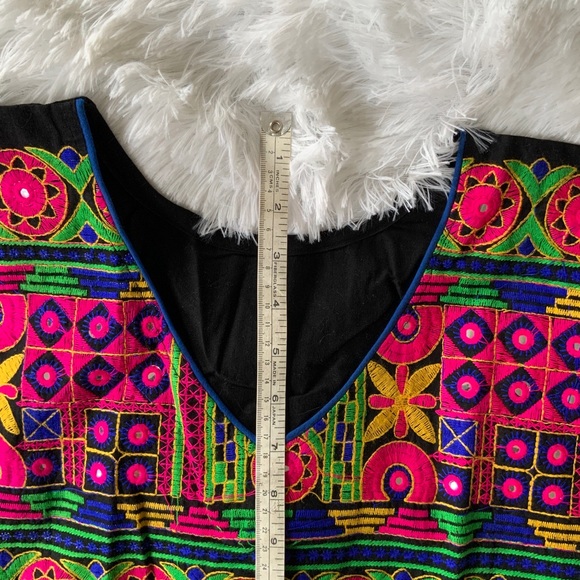 Colorful Embroidered Tunic - Picture 7 of 12